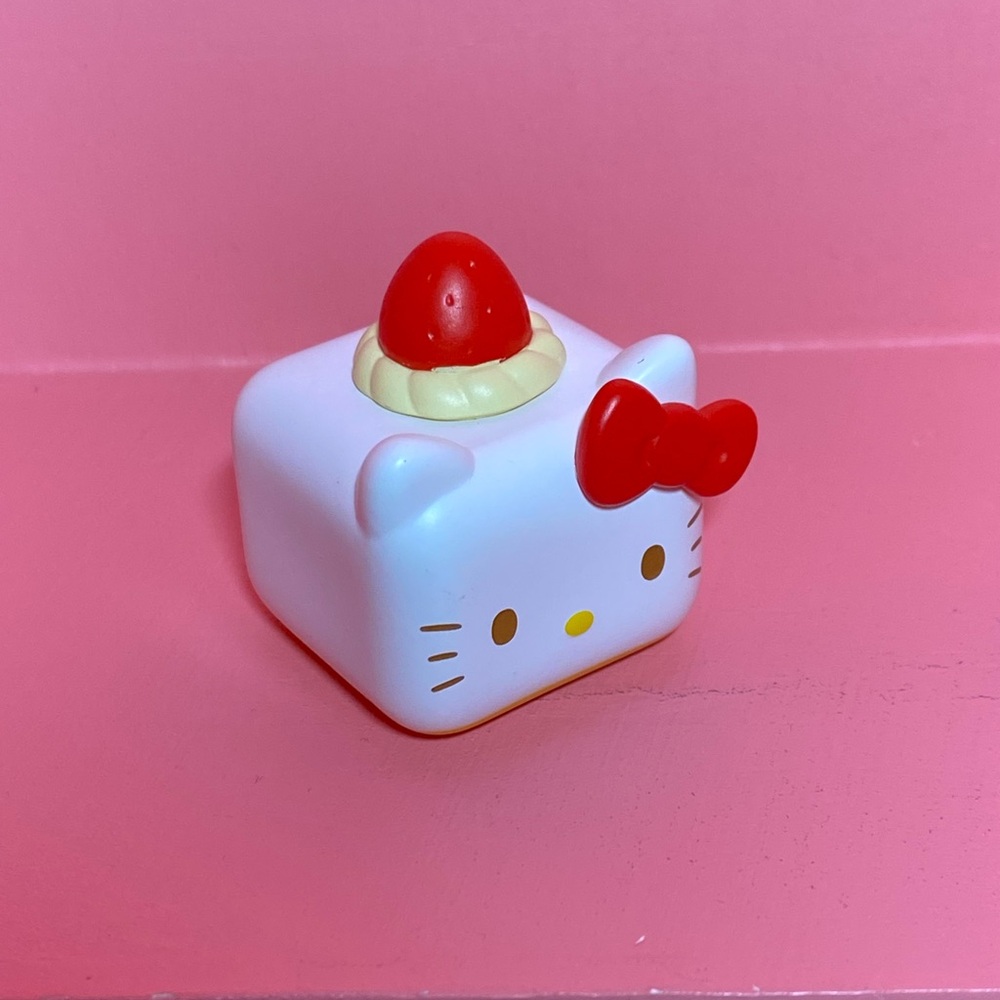 Hello Kitty Sanrio Dessert Mini Figure